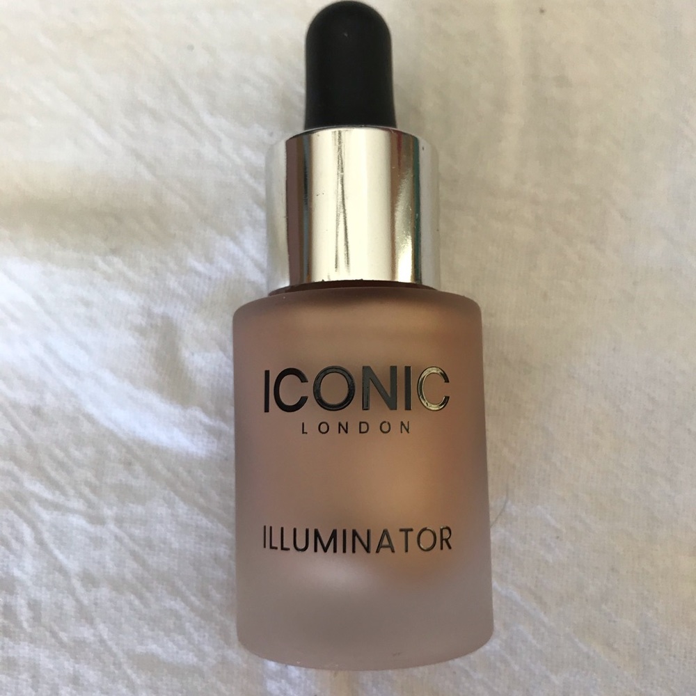 Iconic London Illuminator in Champagne Shimmer